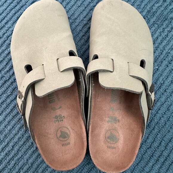 Birkenstock Tan Mules - Picture 1 of 9